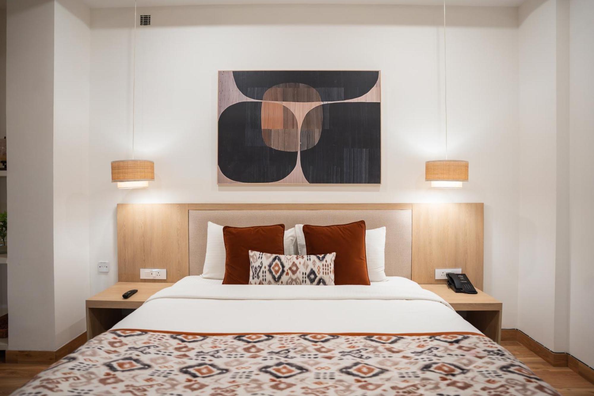 Ar Suites Klj Square Gurgaon Extérieur photo