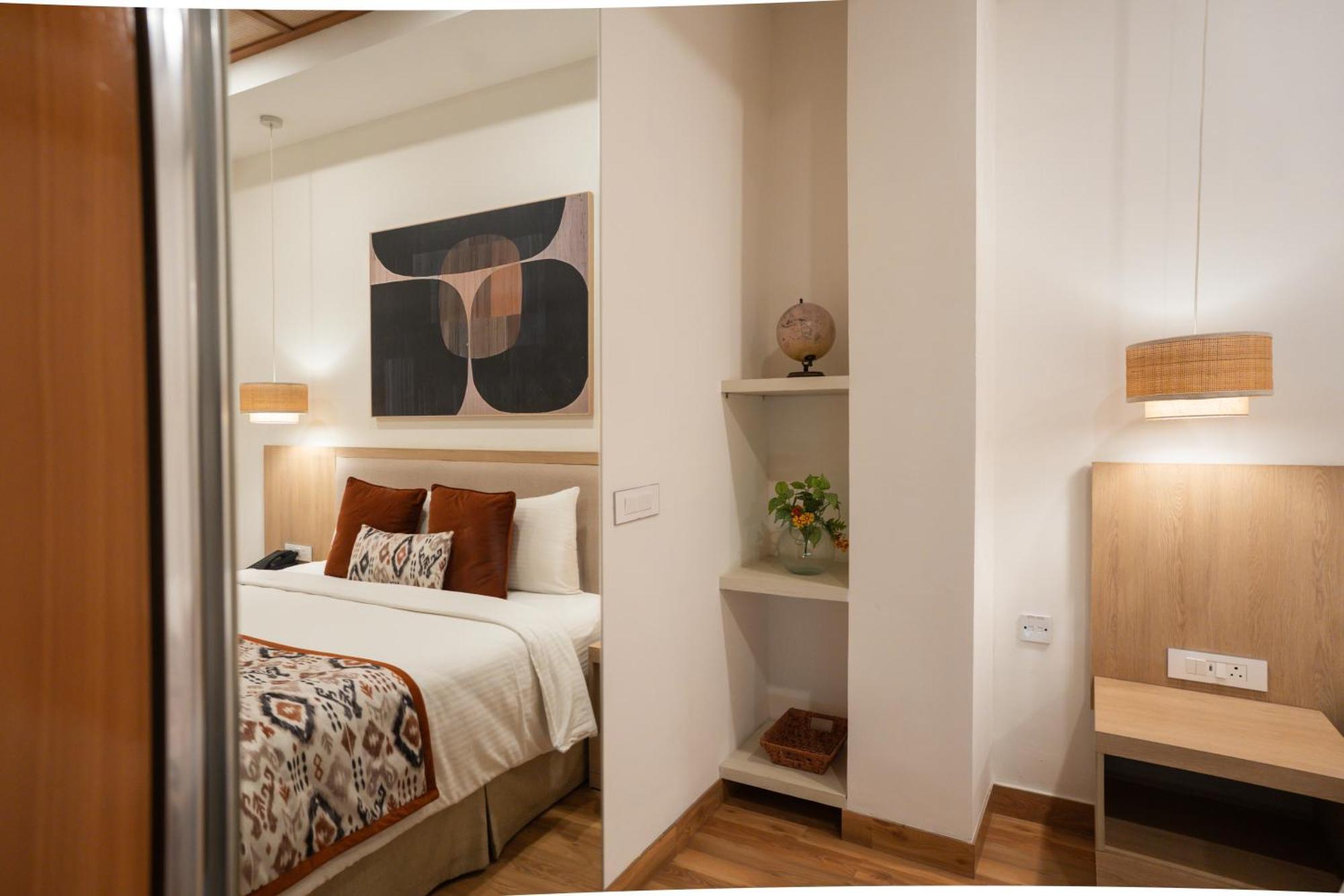 Ar Suites Klj Square Gurgaon Extérieur photo