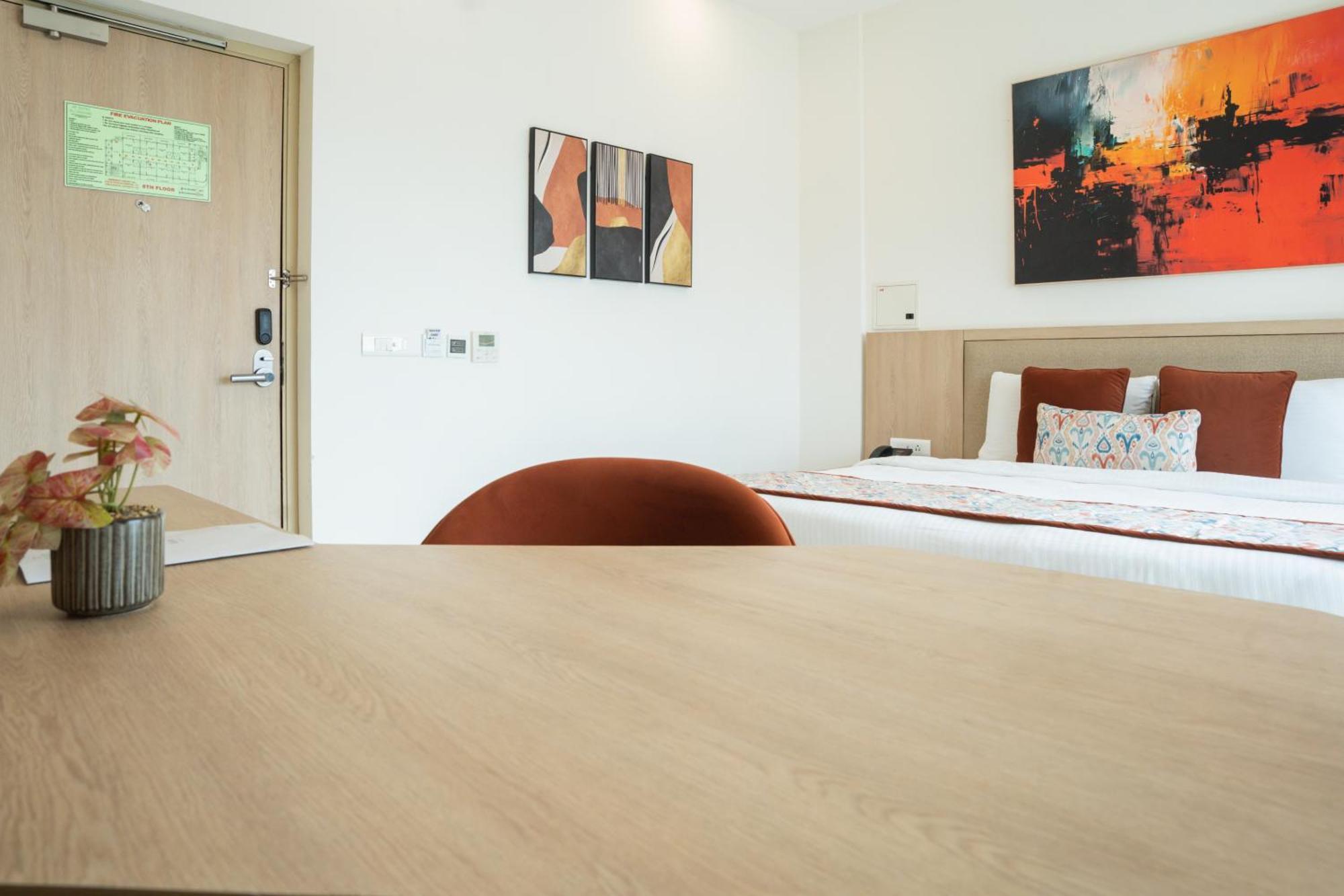 Ar Suites Klj Square Gurgaon Extérieur photo