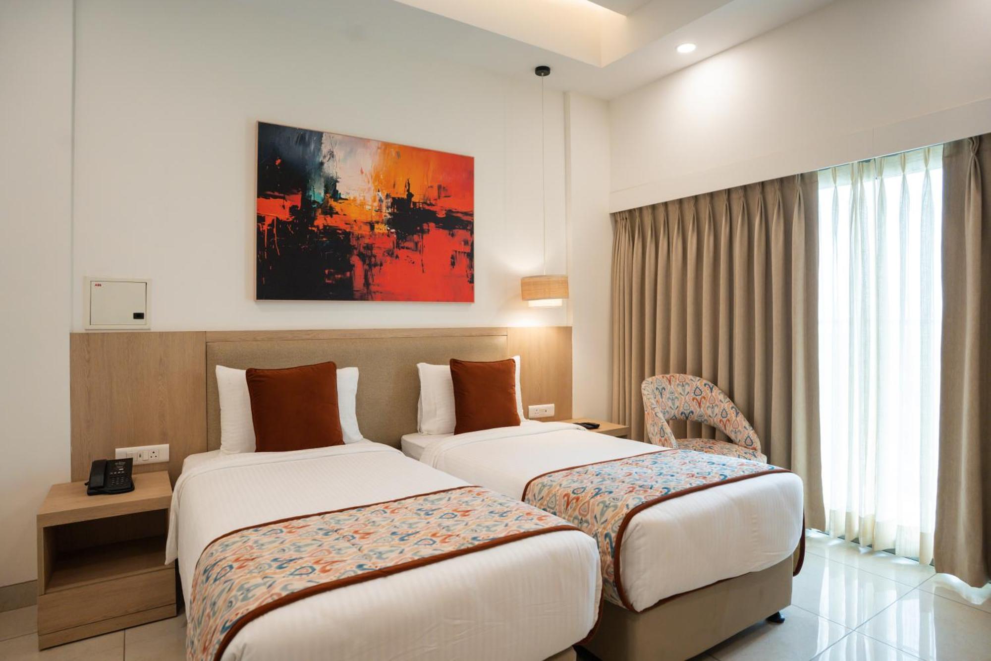 Ar Suites Klj Square Gurgaon Extérieur photo