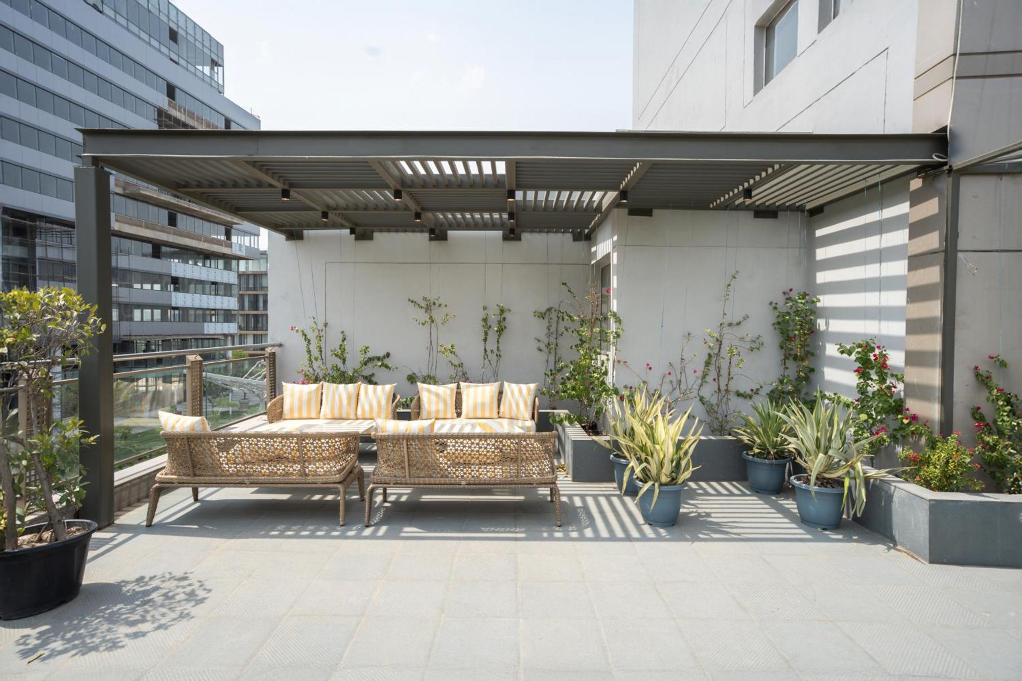 Ar Suites Klj Square Gurgaon Extérieur photo