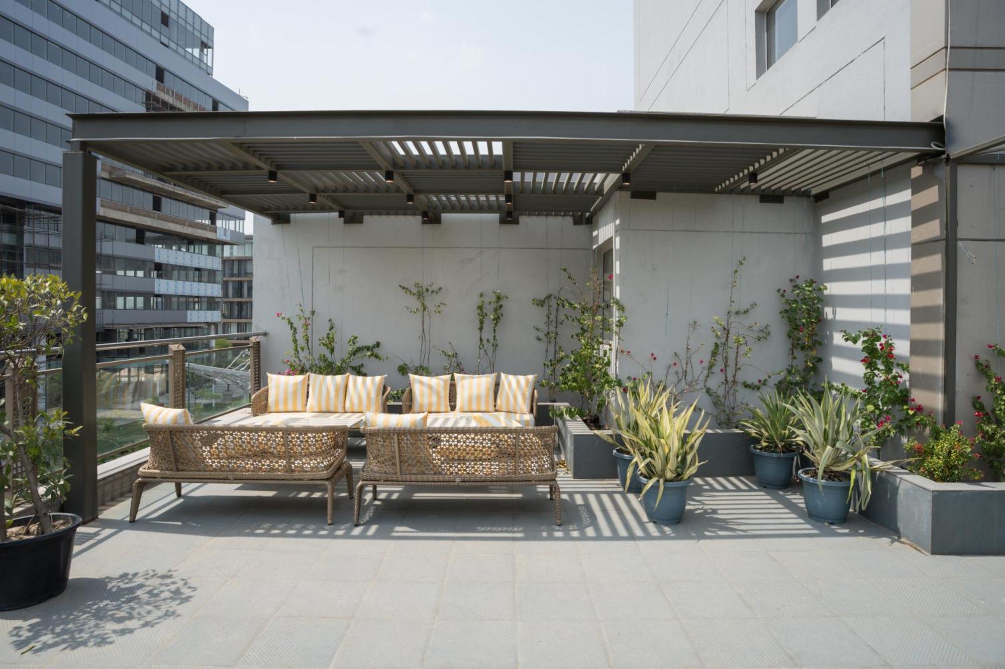 Ar Suites Klj Square Gurgaon Extérieur photo