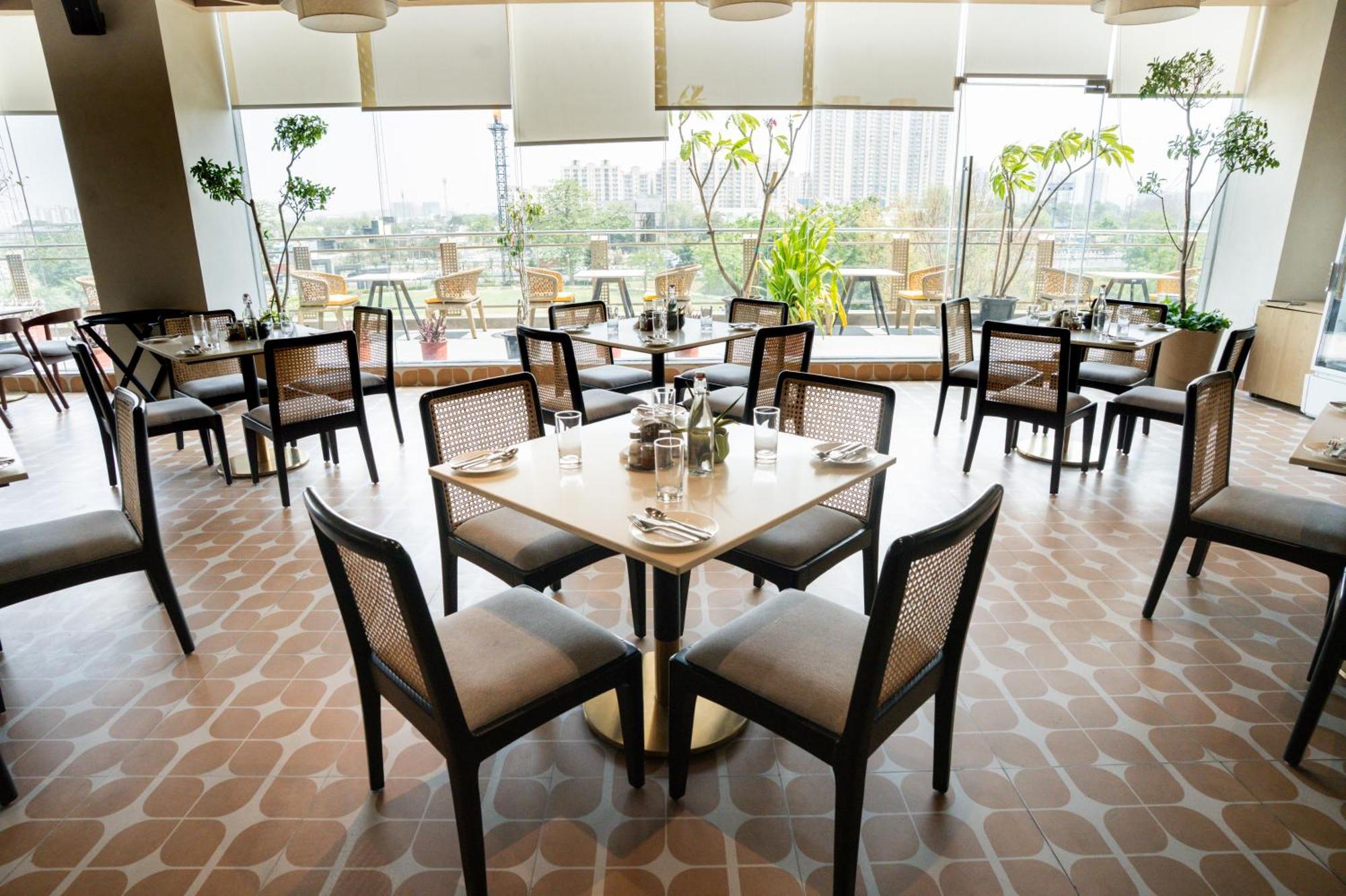 Ar Suites Klj Square Gurgaon Extérieur photo